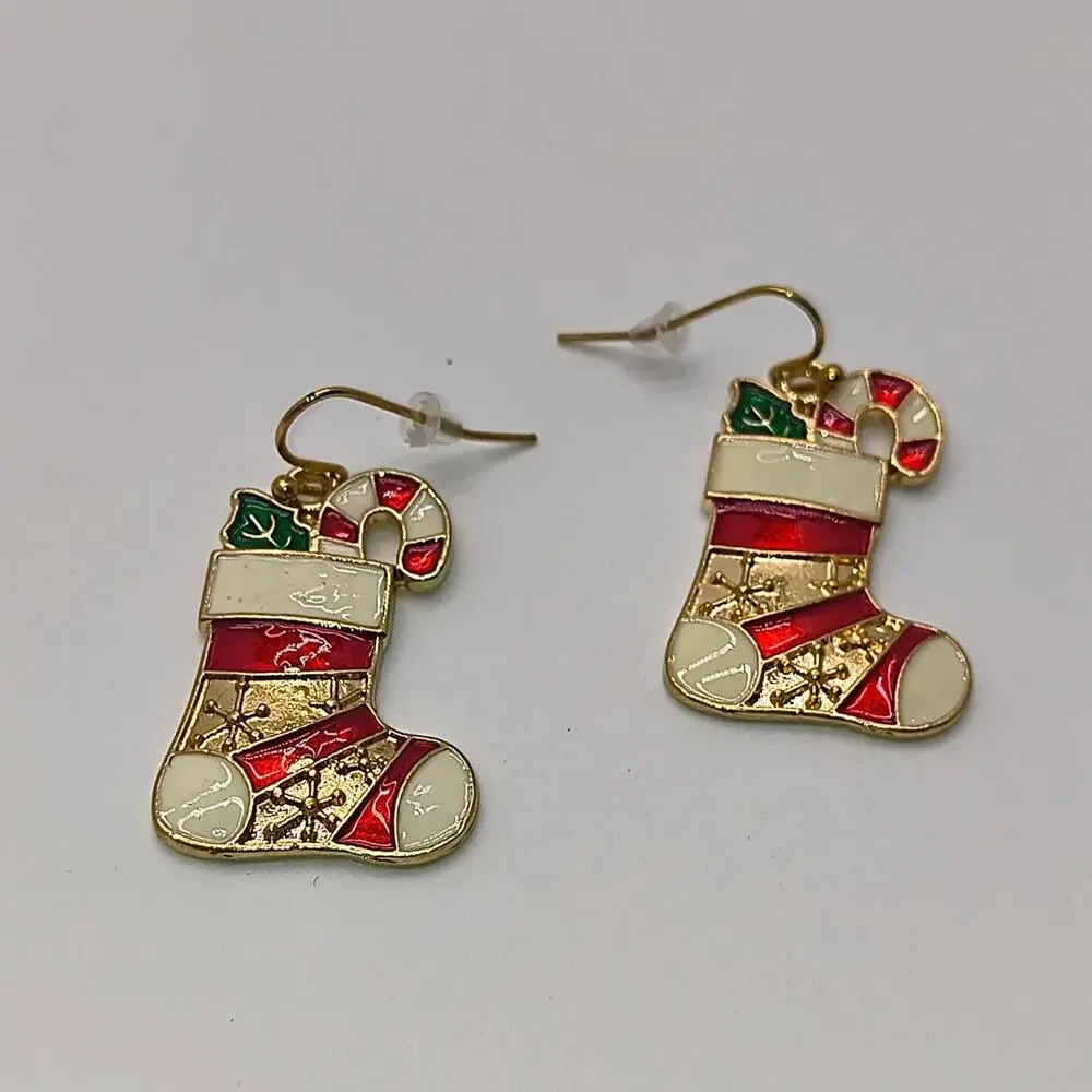 C 5 christmas stocking earrings with